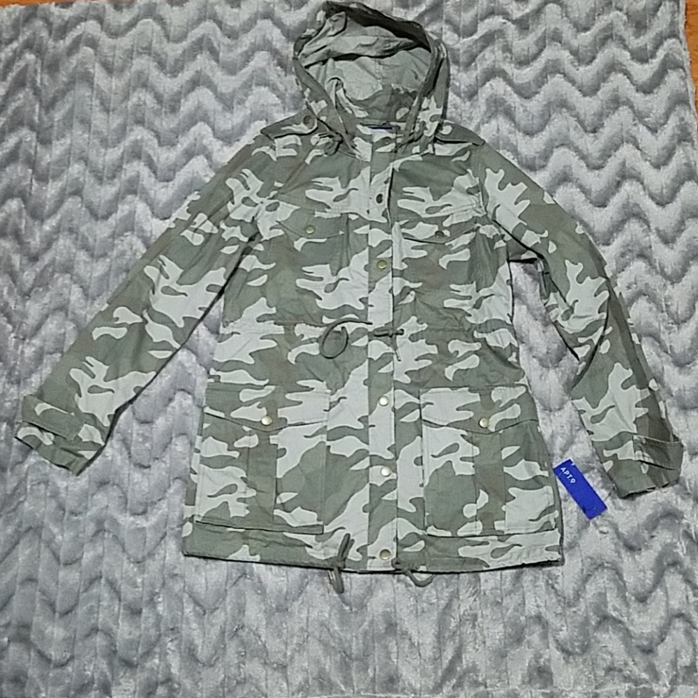 Apt 9 Green Camo S Lightweight Jacket With Hood - image 1